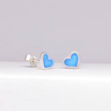 Last inn bildet i Galleri-visningsprogrammet, Hjerte Øredobber med sølvkant (små) - Water Blue-N
